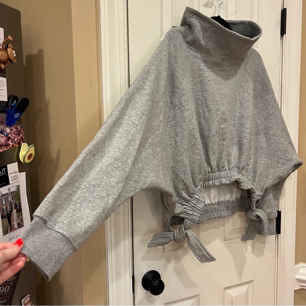 NEW Daily Practice by Anthropologie Long-Sleeve Funnel Neck Sweatshirt Medium - Picture 6 of 10